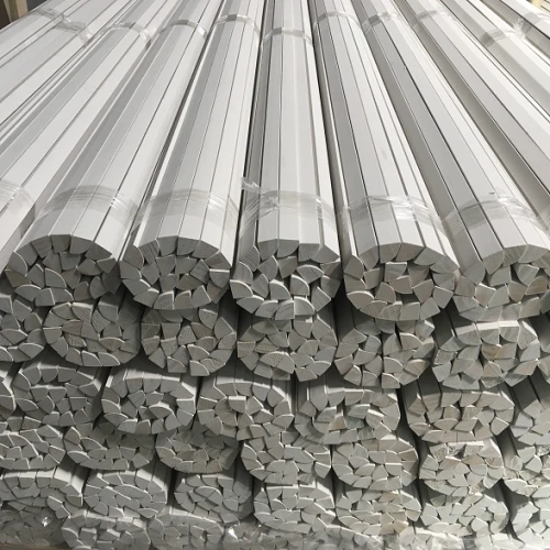 High Cost-Effective White Primed Wood Small Mouldings Shoe Or Quarter Round For Baseboard